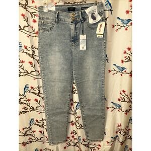 Curve Appeal High-Rise Skinny Jeans Very Soft And Faded Stretchy Very Cute NWT